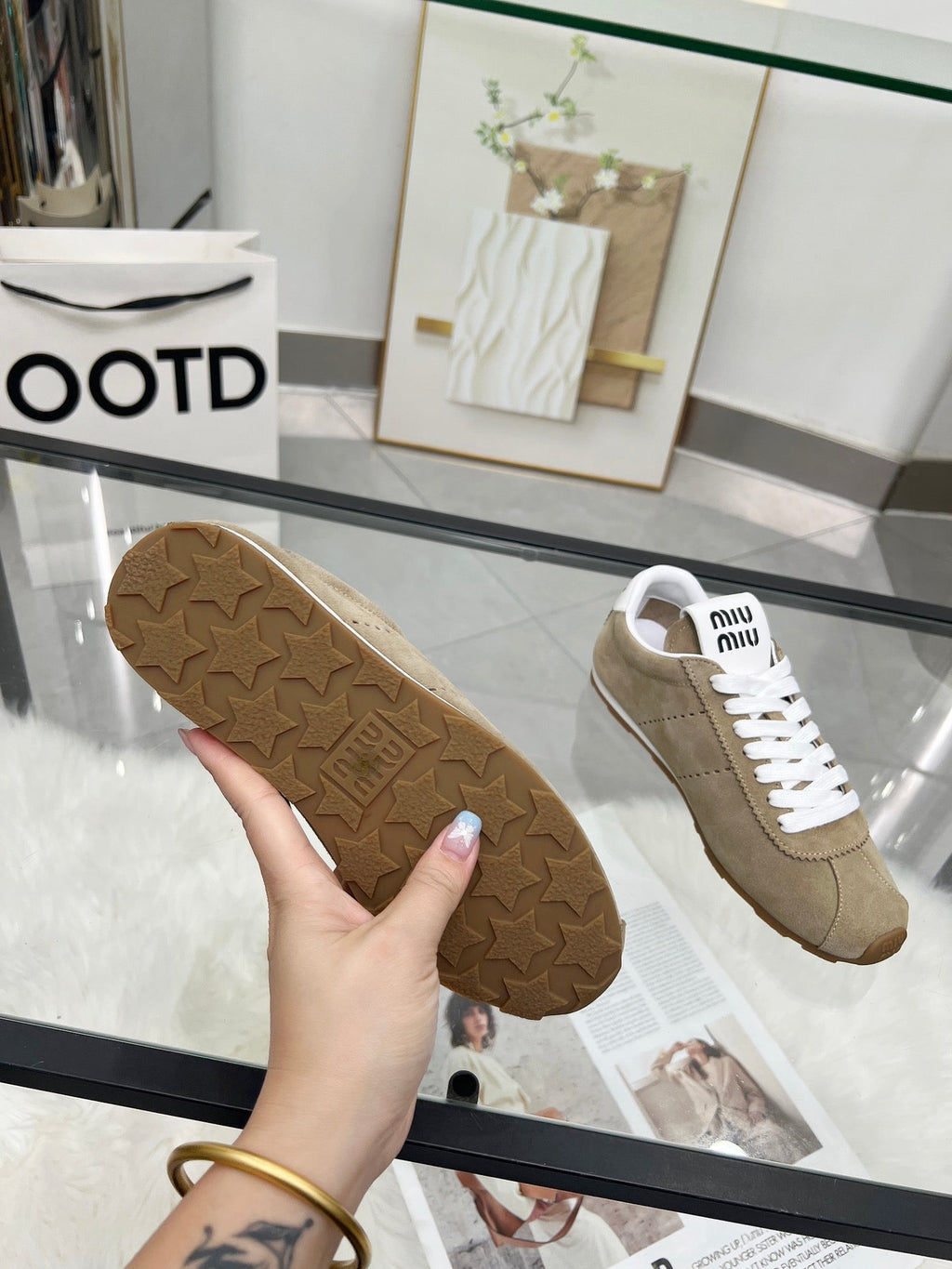 MIUMIU 26S SNEAKERS IN LIGHT BROWN SUEDE