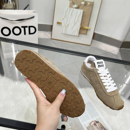 MIUMIU 26S SNEAKERS IN LIGHT BROWN SUEDE