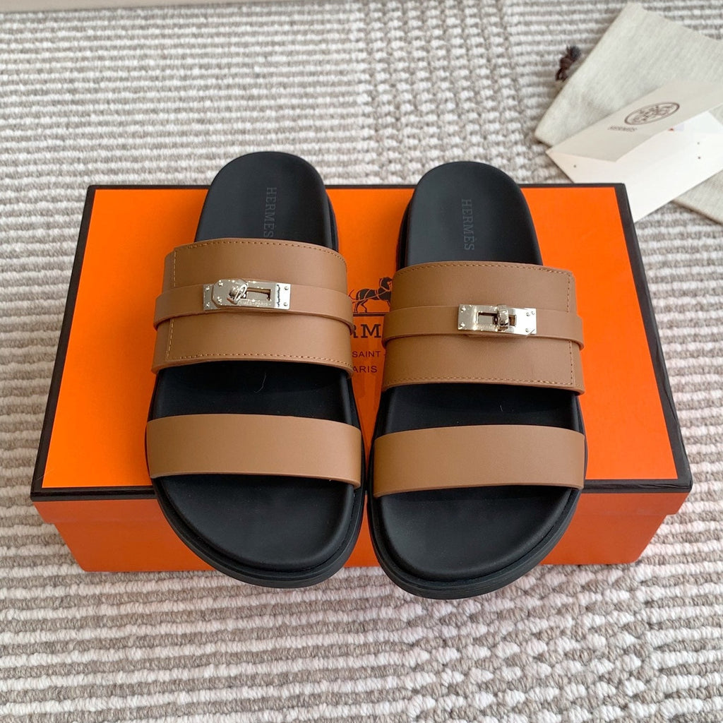HM 26S KELLY BUCKLE DOUBLE STRAP SANDALS IN BROWN CALFSKIN GOLD HARDWARE