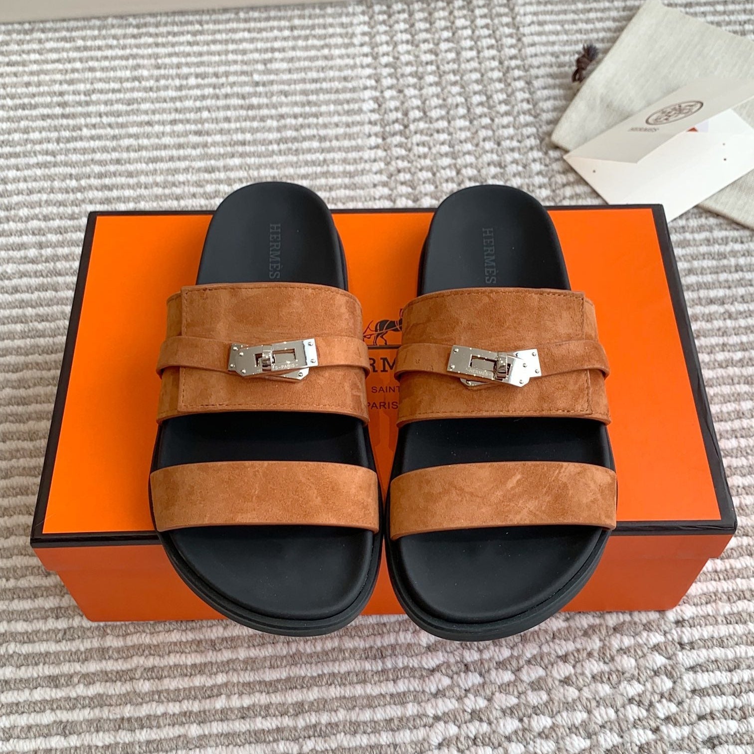 HM 26S KELLY BUCKLE DOUBLE STRAP SANDALS IN BROWN SUEDE SILVER HARDWARE