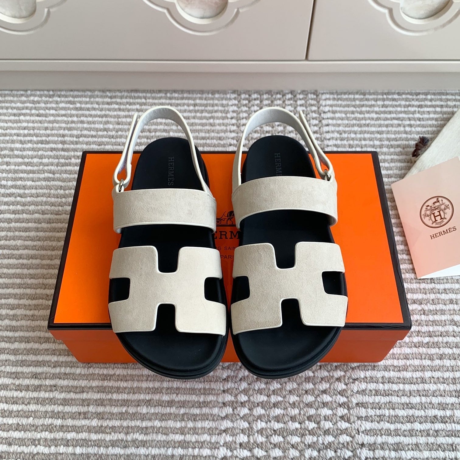 HM 26S CHYPRE SANDAL WITH BACK STRAP IN CREAM WHITE SUEDE