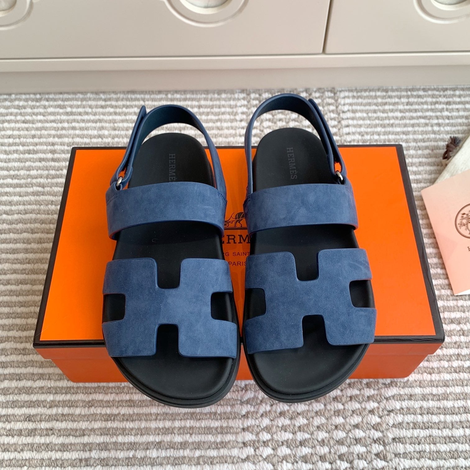 HM 26S CHYPRE SANDAL WITH BACK STRAP IN BLUE SUEDE