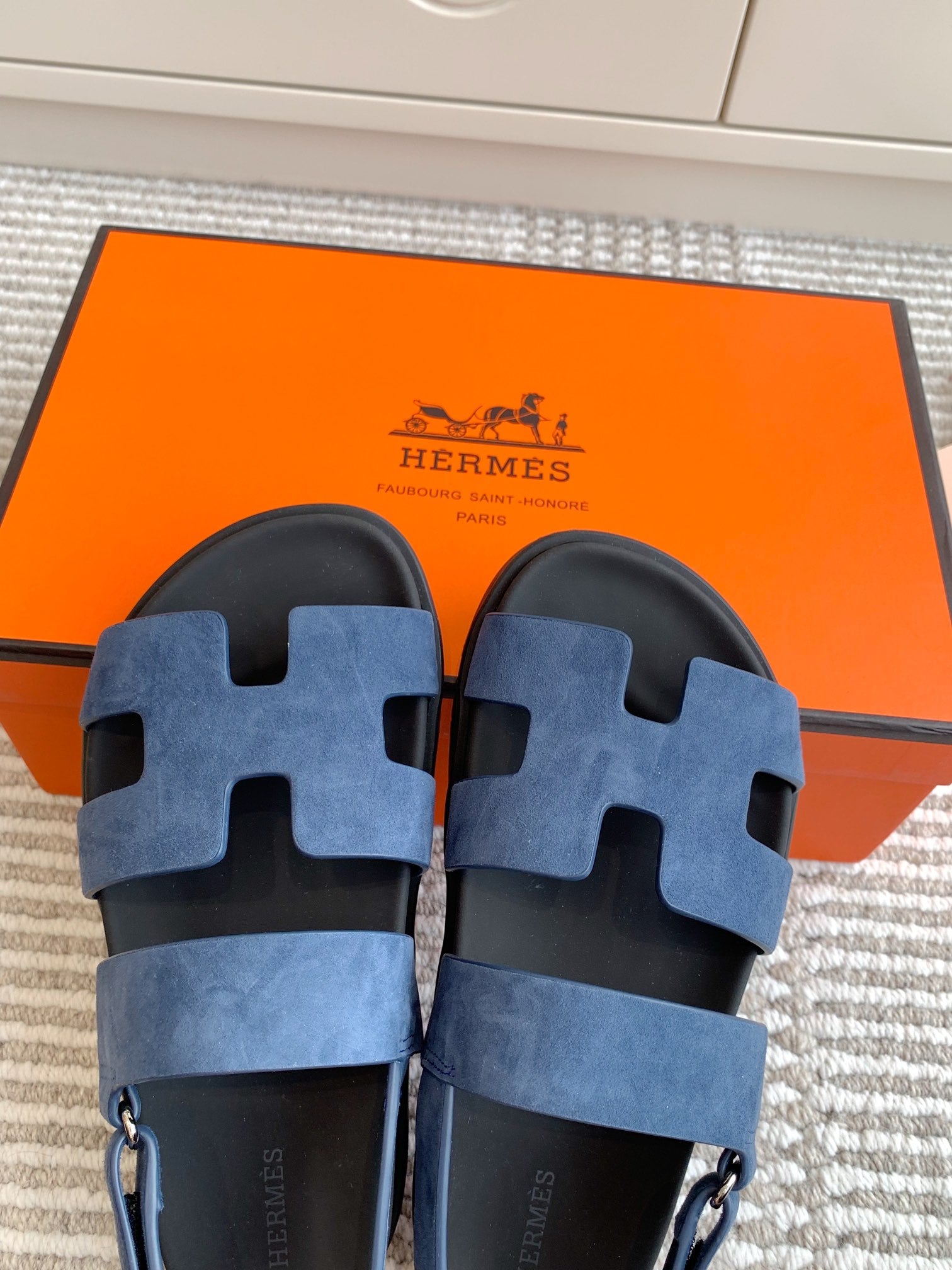 HM 26S CHYPRE SANDAL WITH BACK STRAP IN BLUE SUEDE