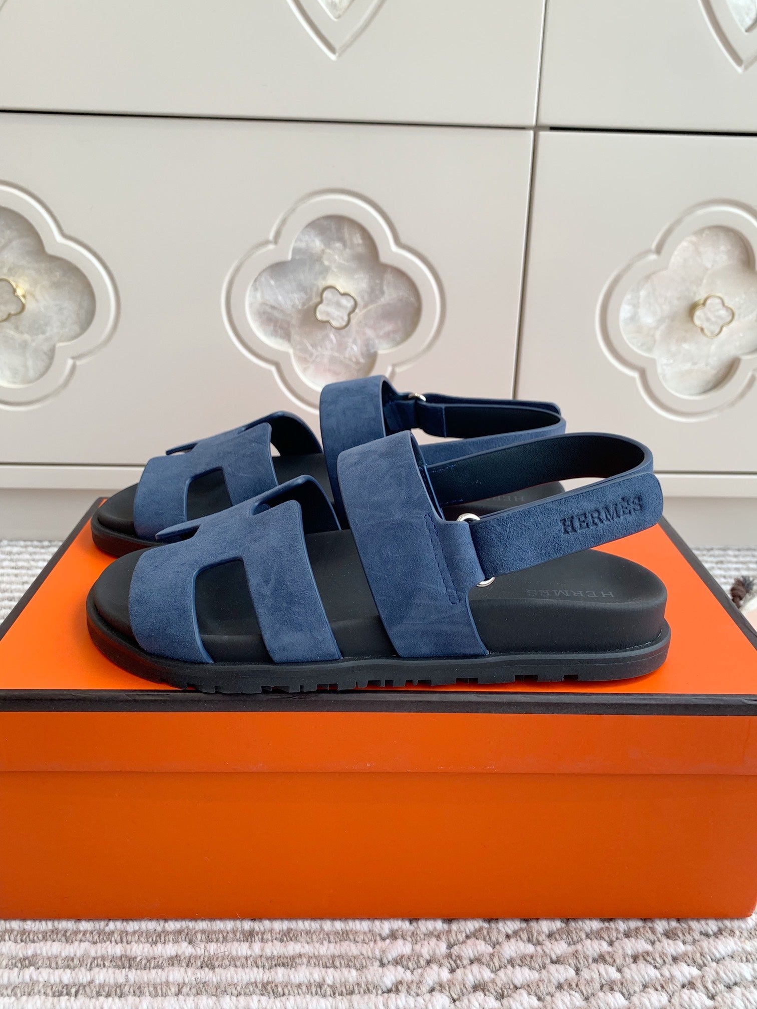 HM 26S CHYPRE SANDAL WITH BACK STRAP IN BLUE SUEDE