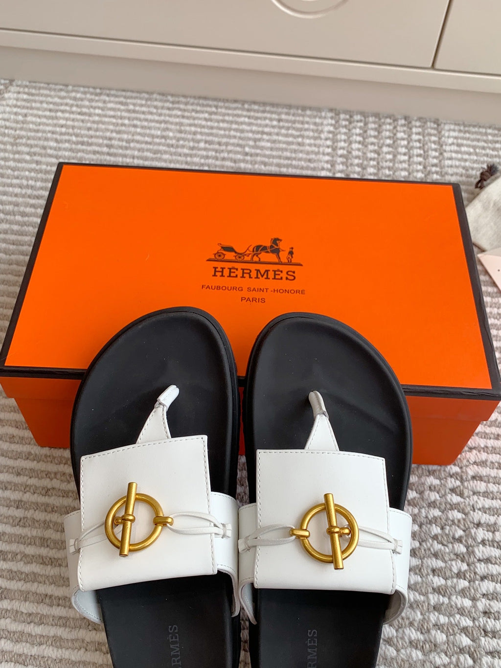 HM 26S JOYCE SANDAL IN WHITE CALFSKIN