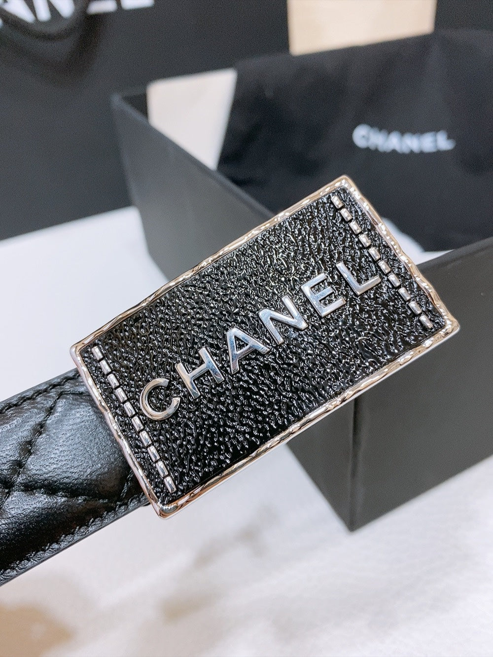 BELT 30MM IN BLACK QUILTED CALFSKIN INTERWOVEN RECTANGULAR BUCKLE