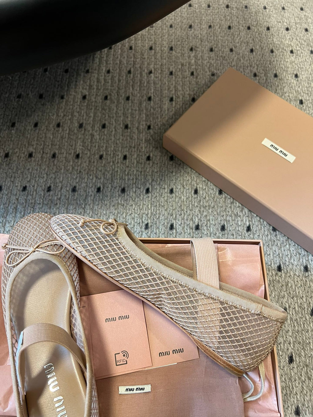 MIUMIU 26S BALLERINAS IN BEIGE MESH FABRIC WITH BOW