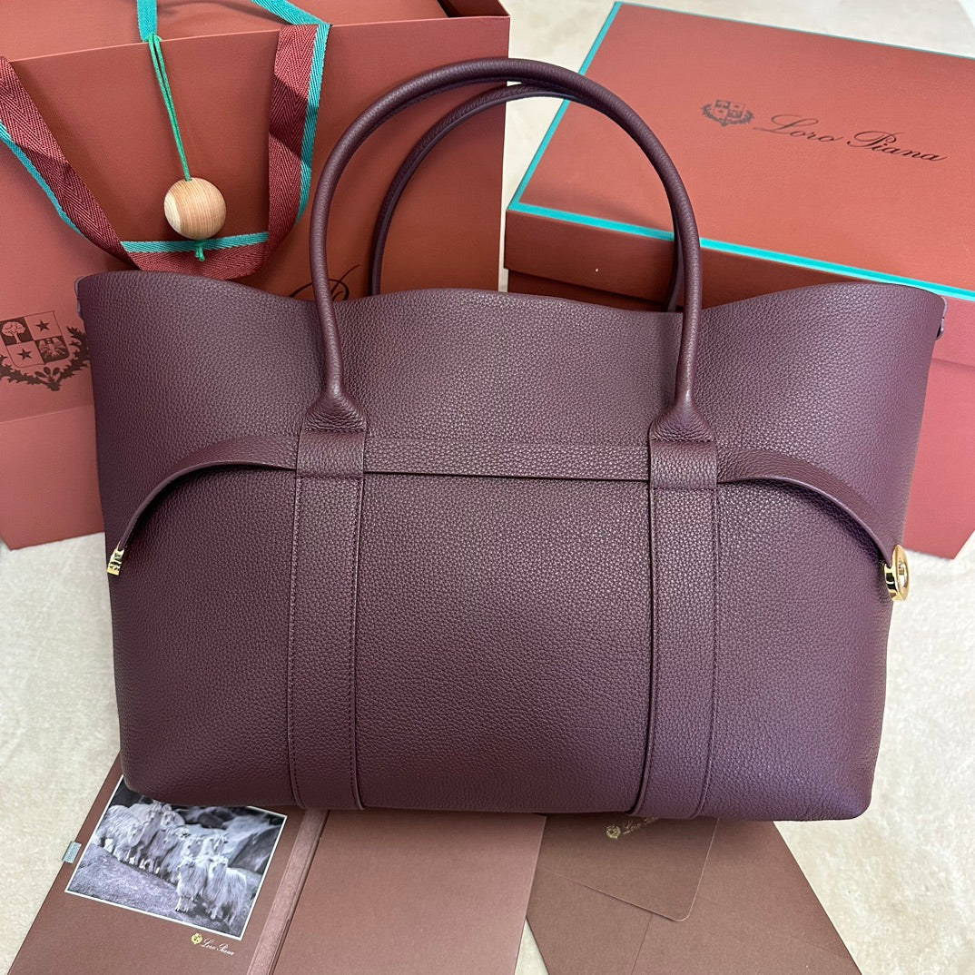 LP GHIERA SHOPPER BAG 40 IN BURGUNDY RED CALFSKIN