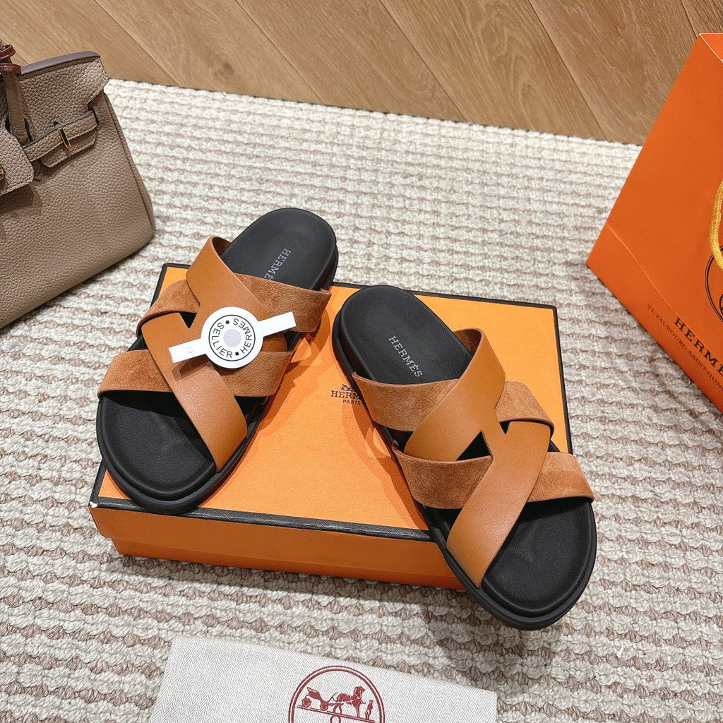 HM 26S CROSS-STRAP SLIDE SANDALS IN CARAMEL BROWN CALFSKIN AND SUEDE