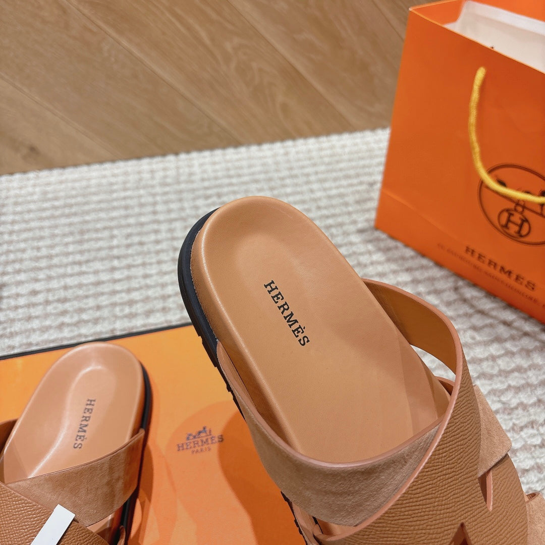 HM 26S CROSS-STRAP SLIDE SANDALS IN TAN BROWN CALFSKIN AND SUEDE