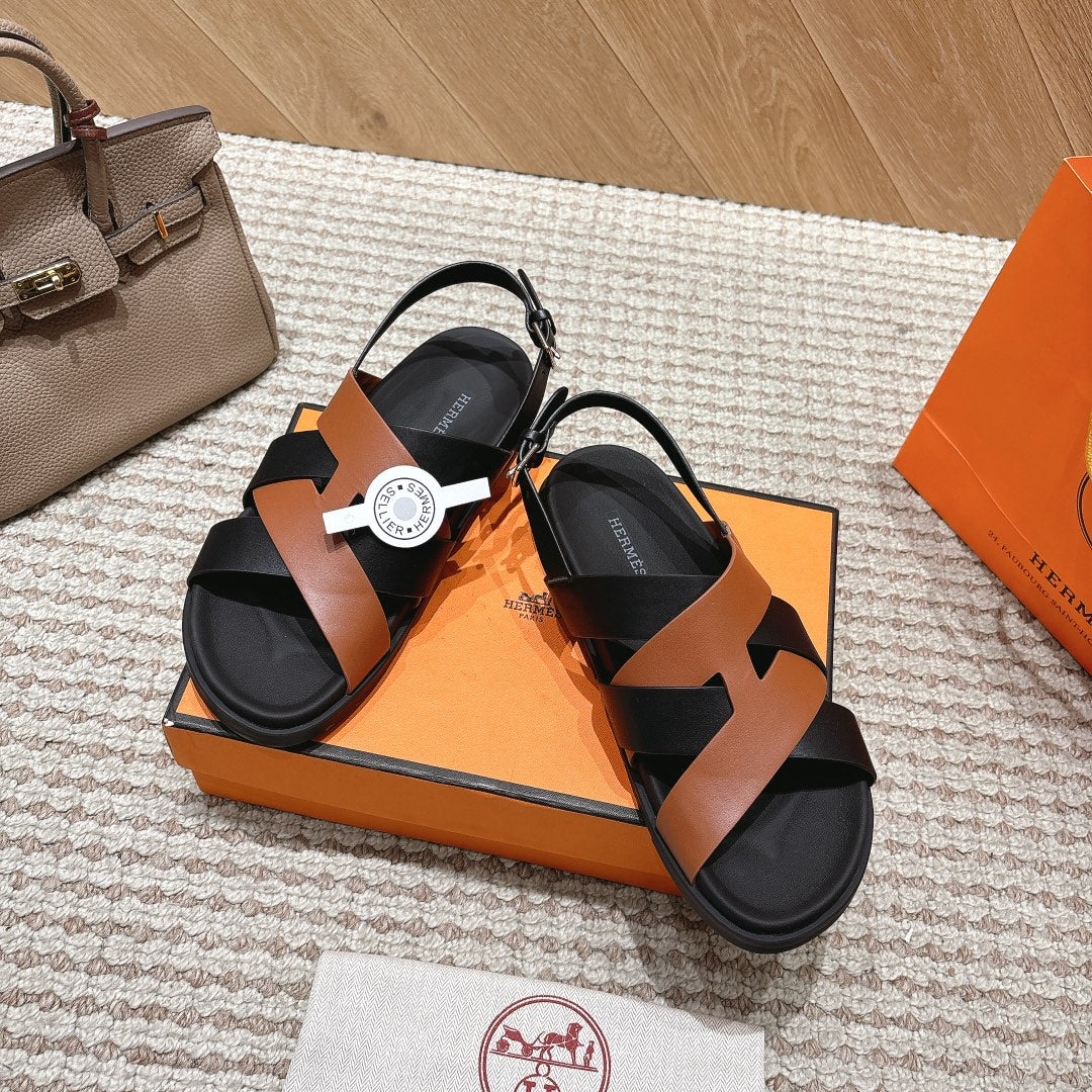 HM 26S CROSS-STRAP SANDALS IN BROWN AND BLACK CALFSKIN