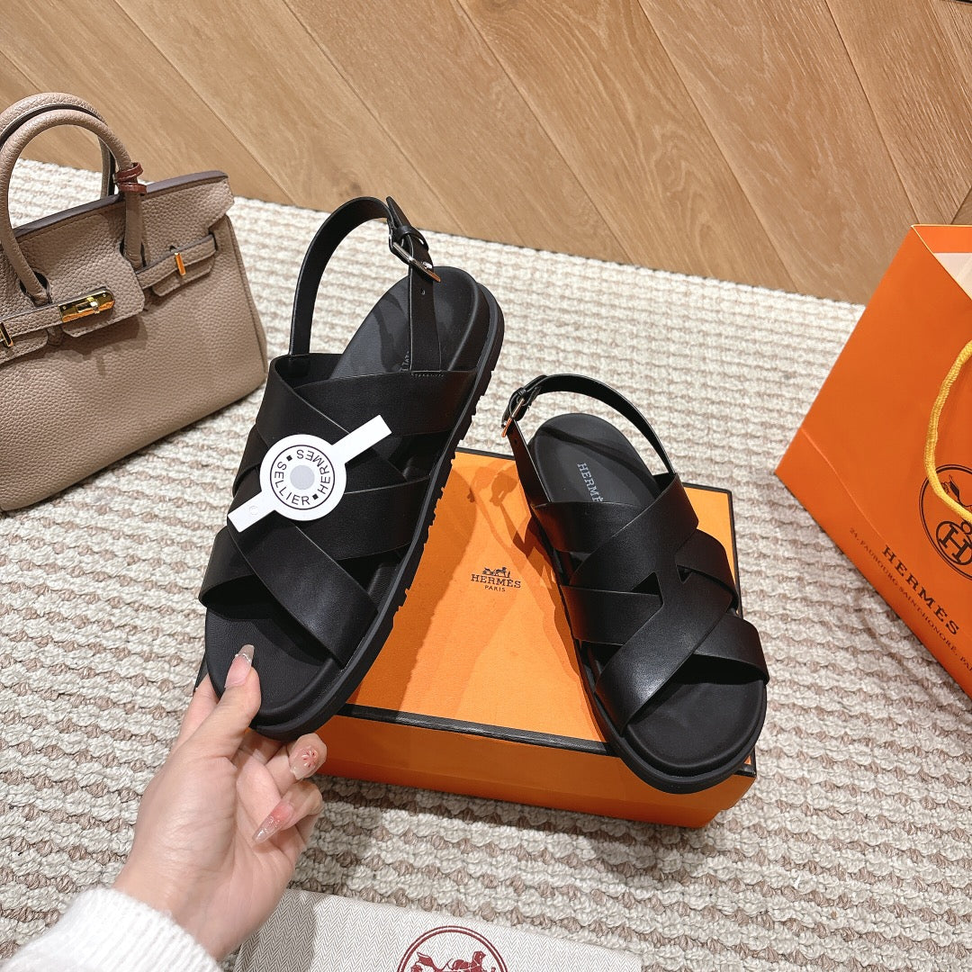HM 26S CROSS-STRAP SANDALS IN BLACK CALFSKIN