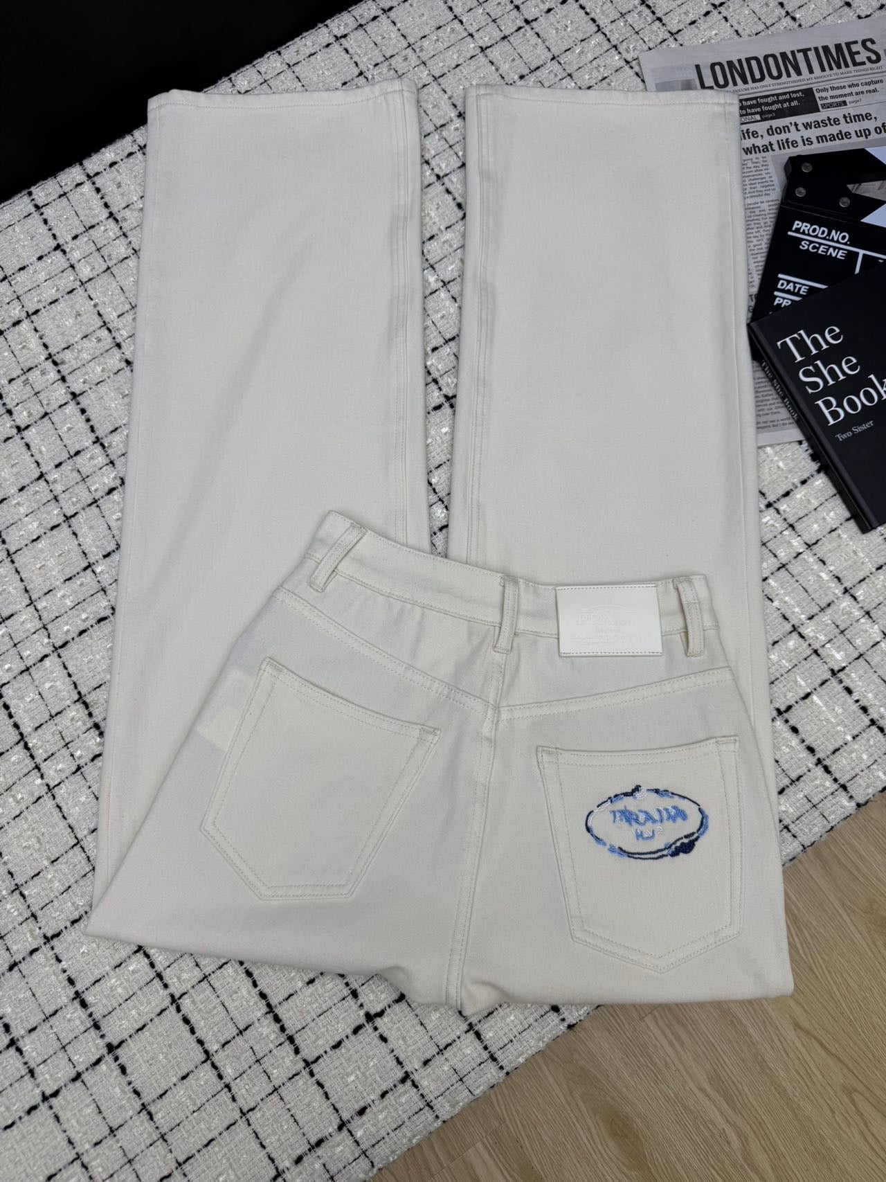 PRADA 26S DENIM JEANS 604