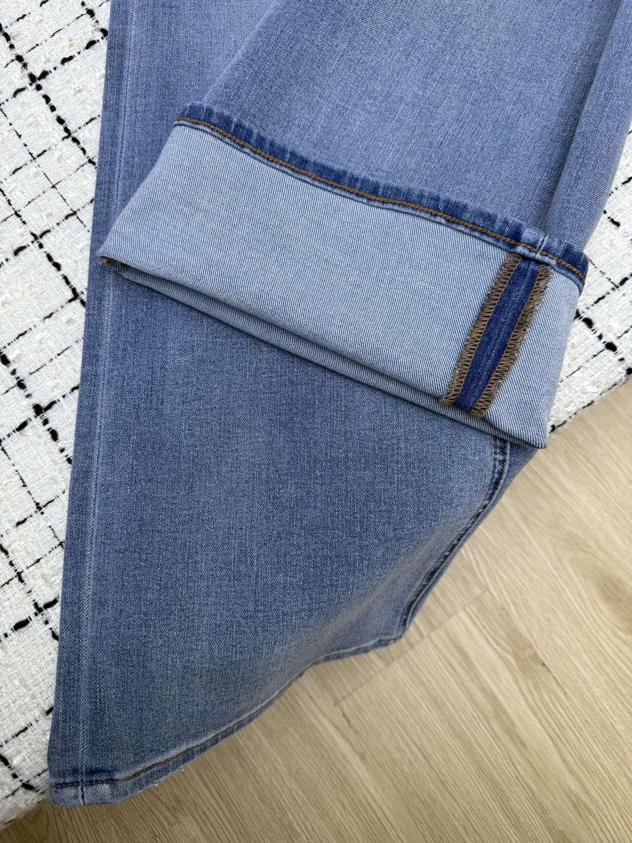 PRADA 26S DENIM JEANS 605