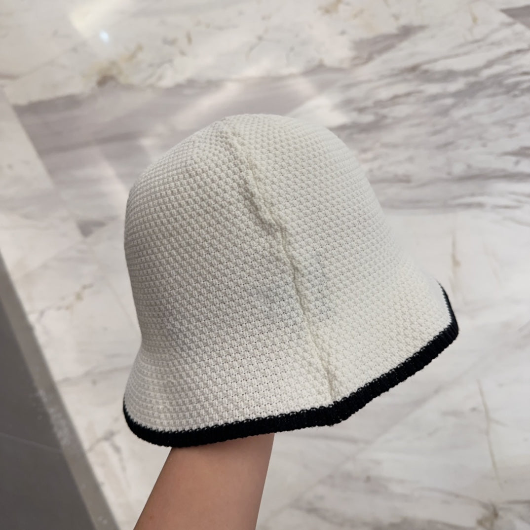 KNITTED BUCKET HAT IVORY 665963
