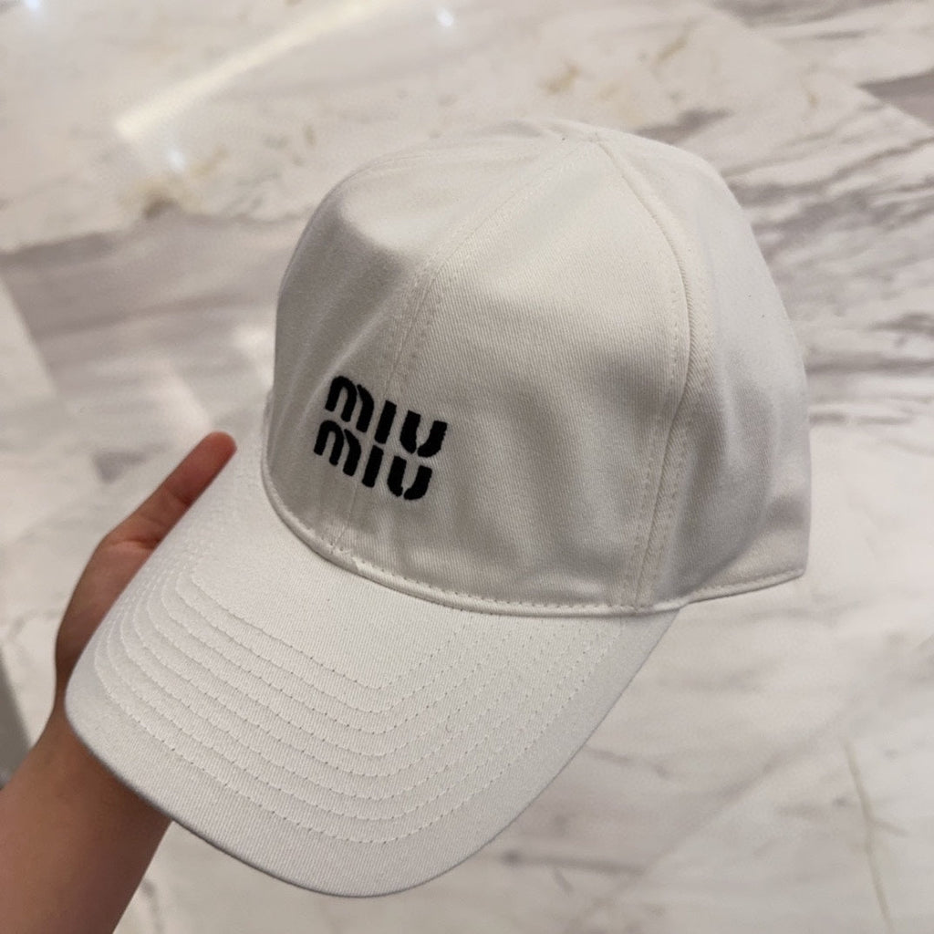 MIUMIU BASEBALL CAP IN WHITE FABRIC EMBROIDERED LOGO STYLE 3