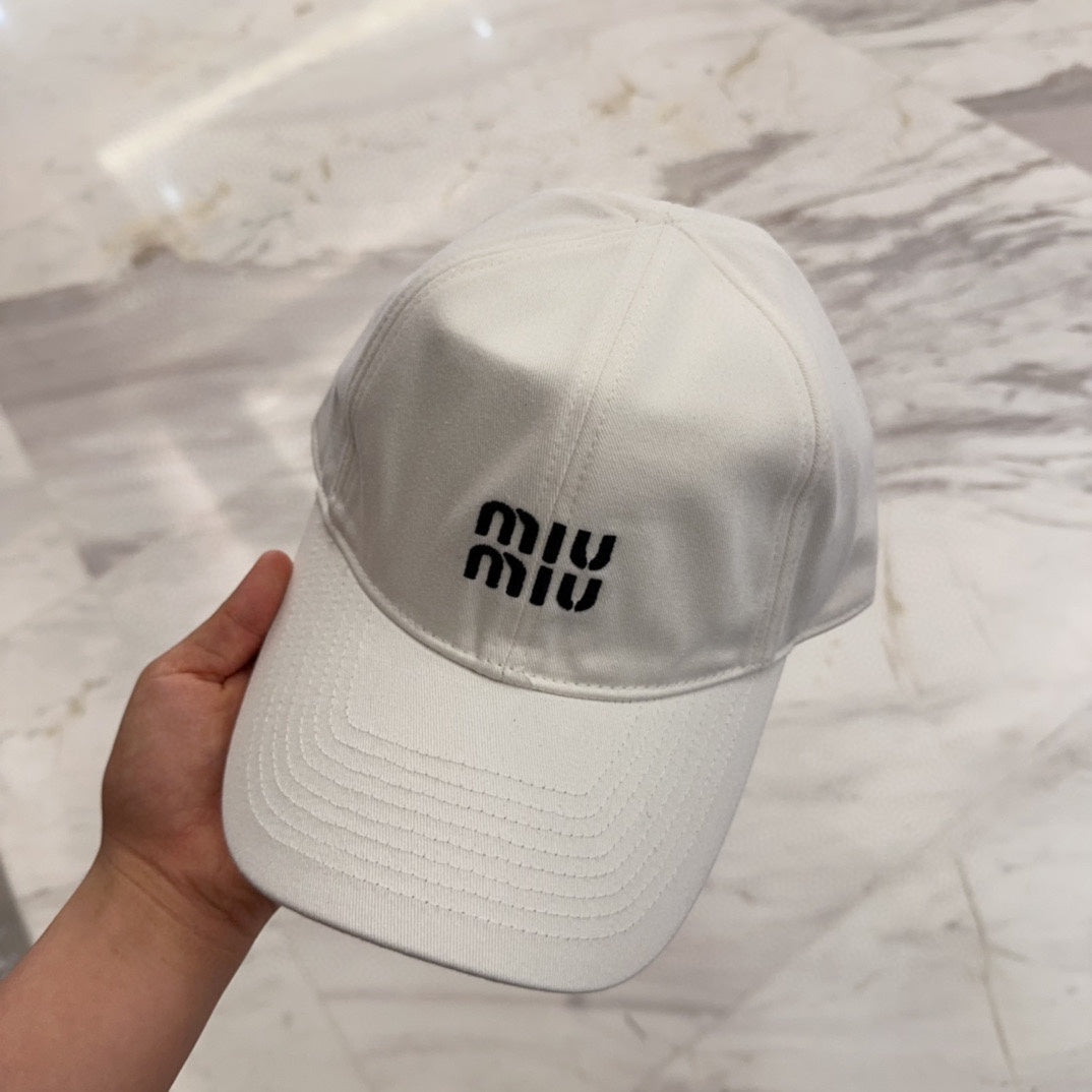 MIUMIU BASEBALL CAP IN WHITE FABRIC EMBROIDERED LOGO STYLE 3