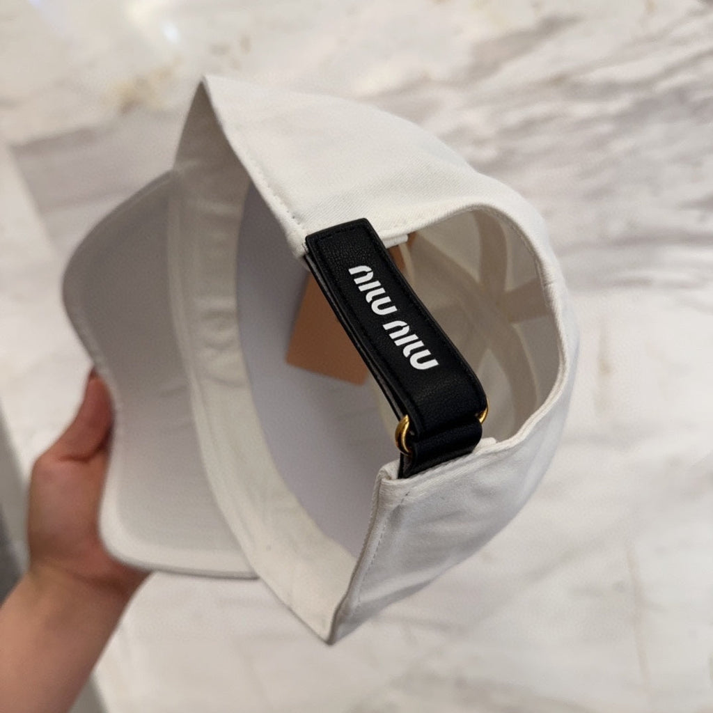 MIUMIU BASEBALL CAP IN WHITE FABRIC EMBROIDERED LOGO STYLE 3