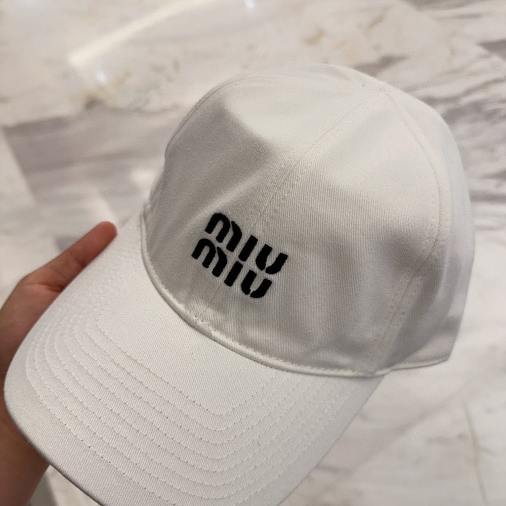 MIUMIU BASEBALL CAP IN WHITE FABRIC EMBROIDERED LOGO STYLE 3
