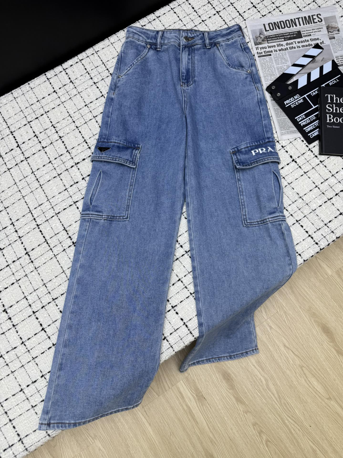 PRADA 26S CARGO JEANS 600