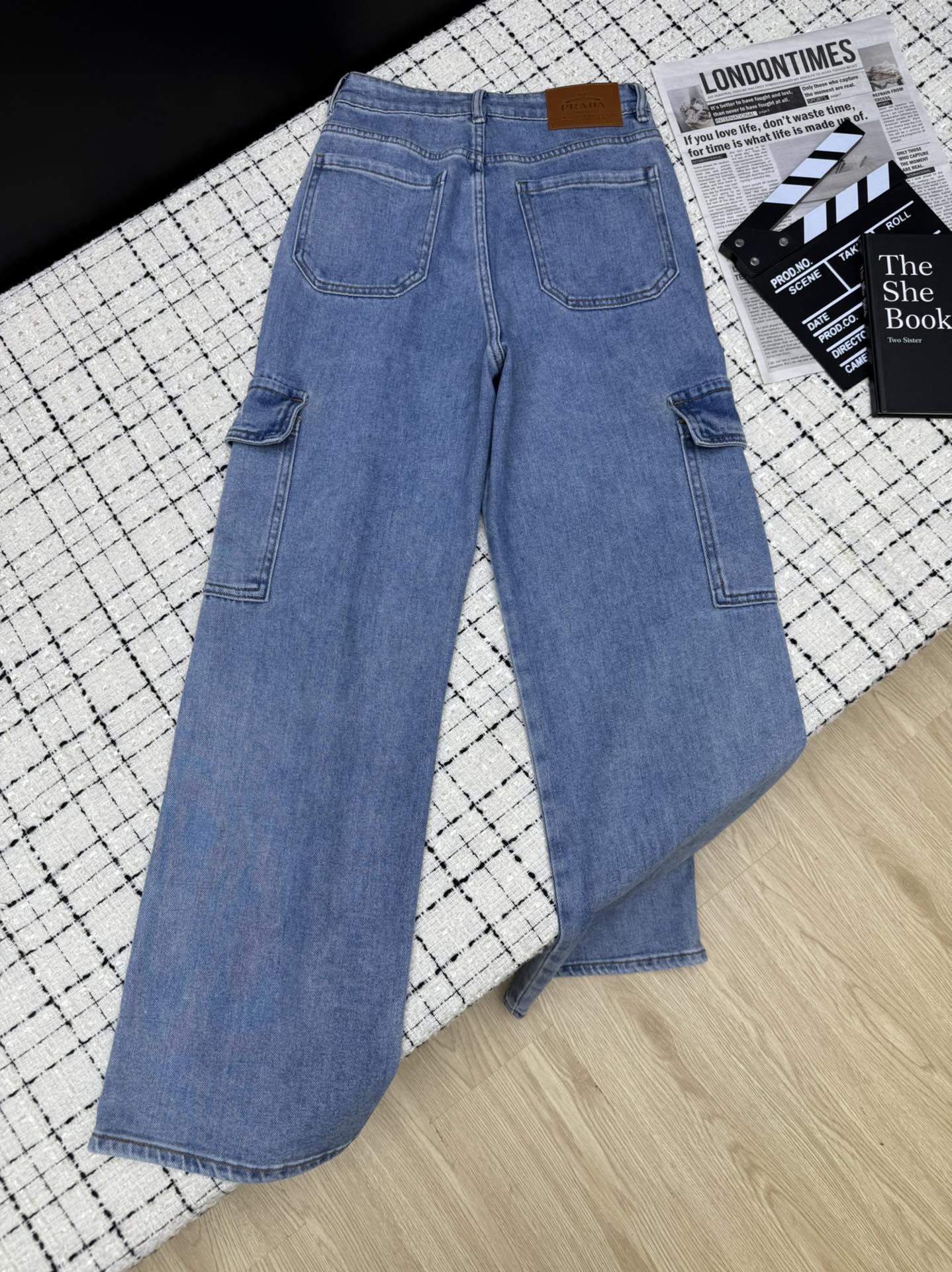 PRADA 26S CARGO JEANS 600