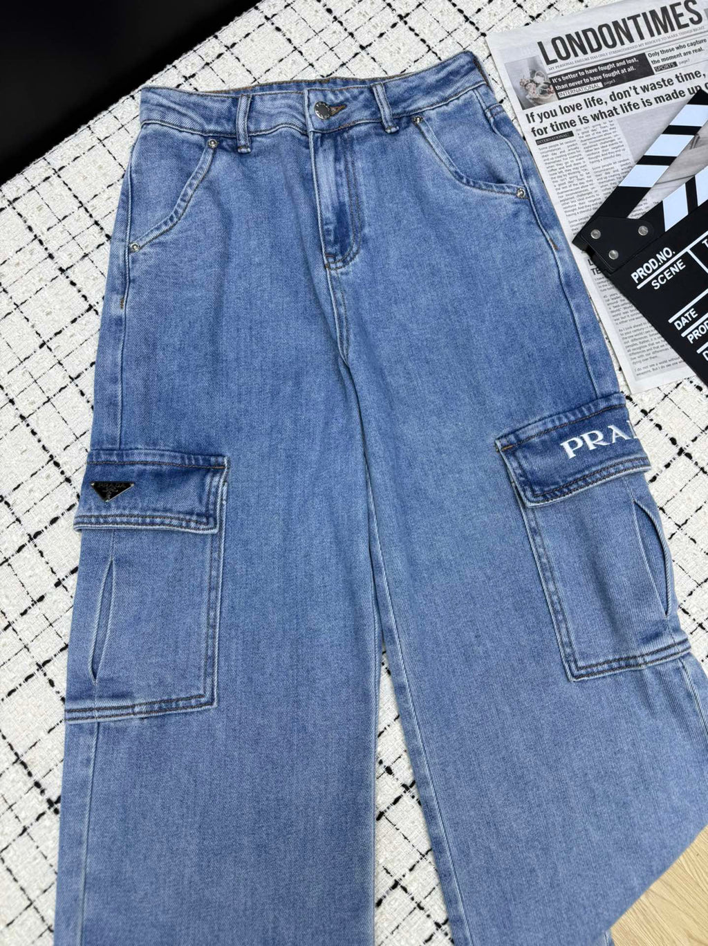 PRADA 26S CARGO JEANS 600