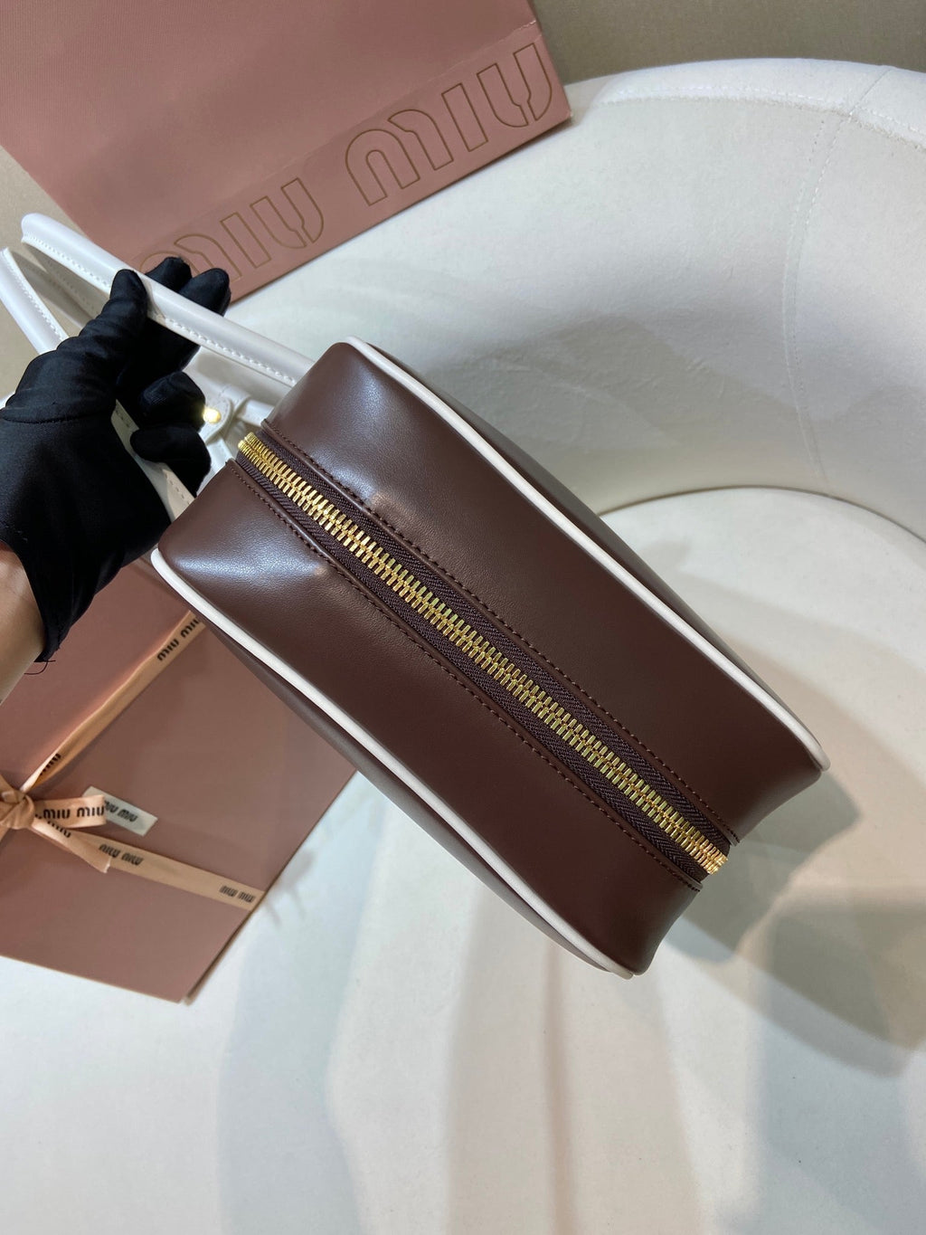 MIUMIU 26S BEAU BAG 34 IN DARK BROWN AND WHITE CALFSKIN