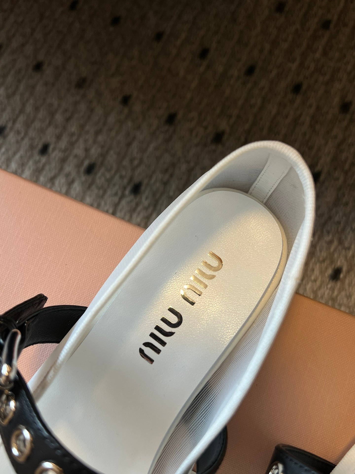 MIUMIU 26S BALLERINAS IN WHITE MESH FABRIC