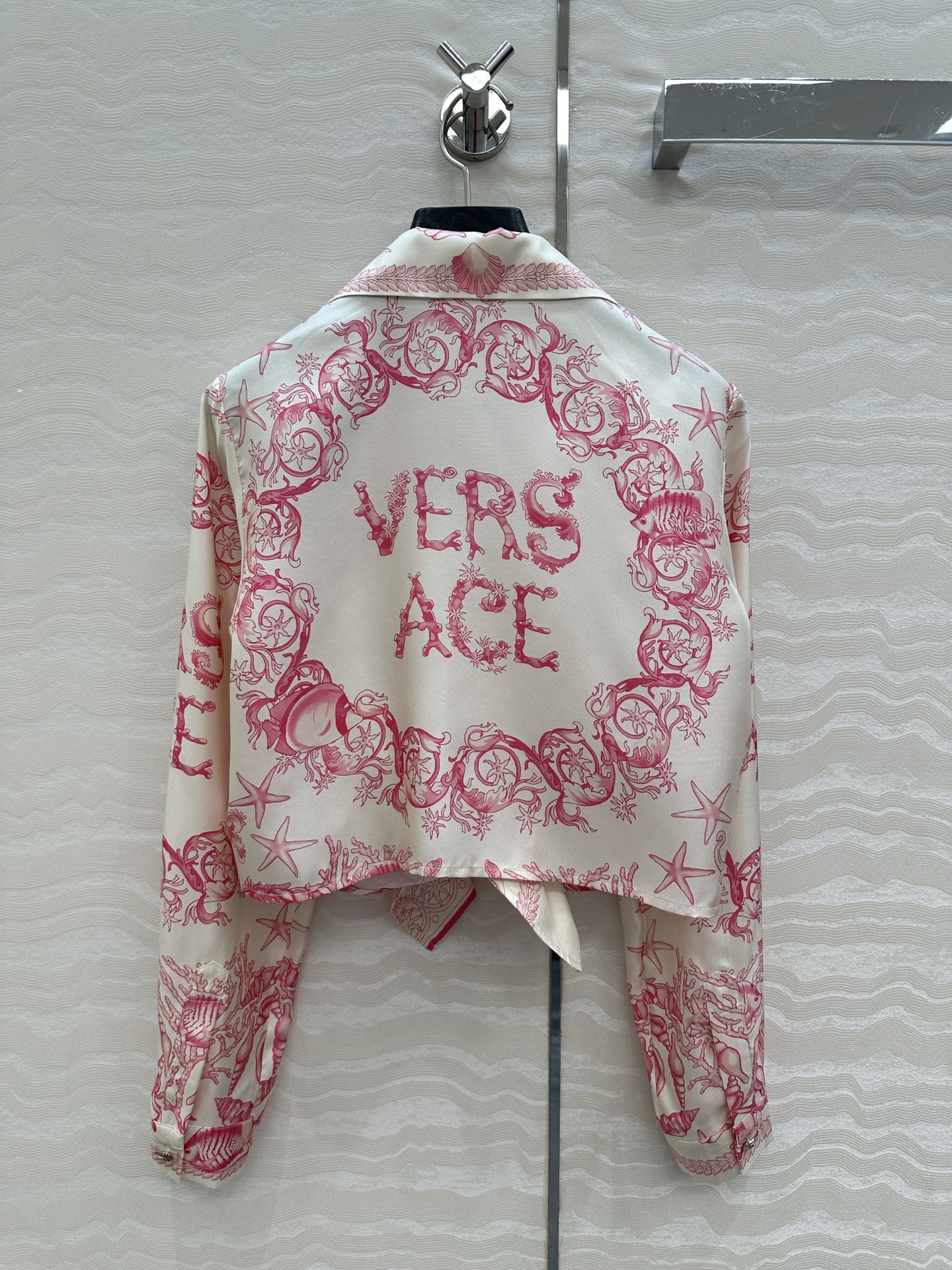 VERSACE SILK SHIRT WITH CORAL PRINT AND NOTCHED COLLAR 263960