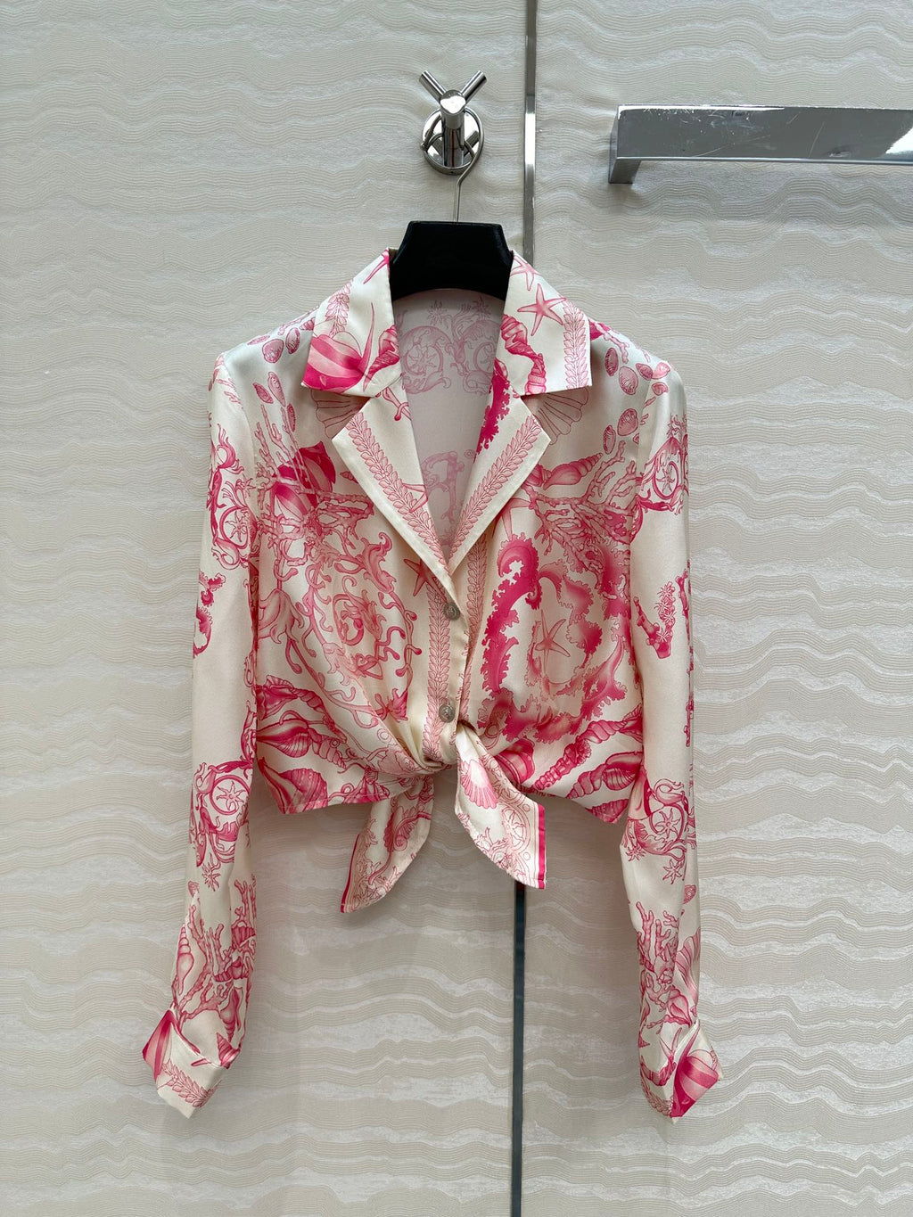 VERSACE SILK SHIRT WITH CORAL PRINT AND NOTCHED COLLAR 263960