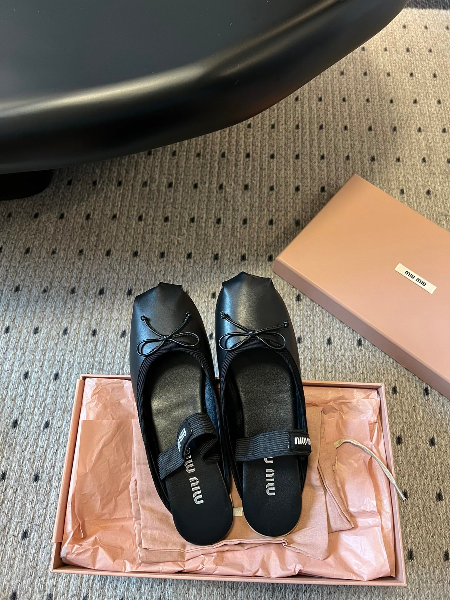 MIUMIU 26S BALLET MULES IN BLACK CALFSKIN WITH BOW