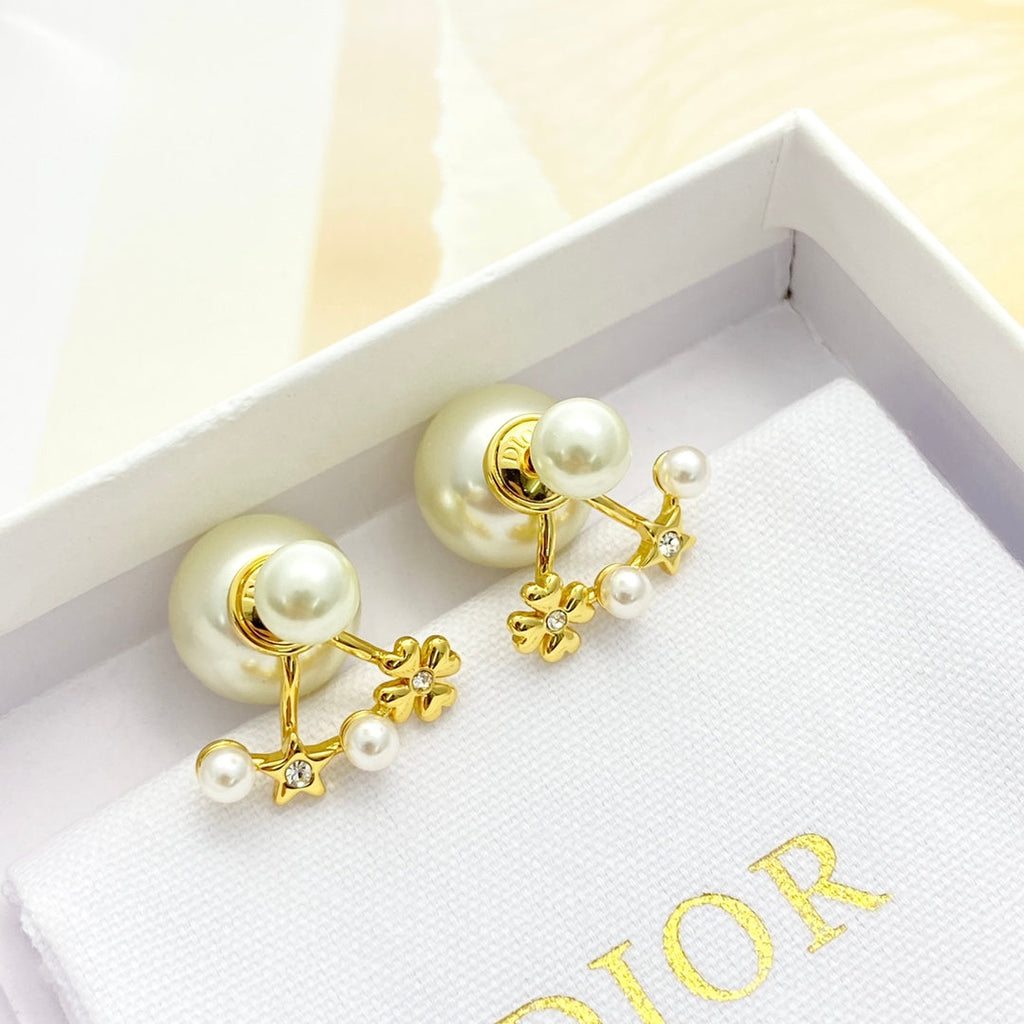 CD 26S PEARL STAR CLOVER DOUBLE STUD EARRINGS IN GOLD METAL 631770
