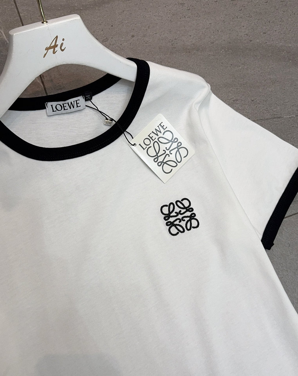 LOEWE T-SHIRT STYLE 132