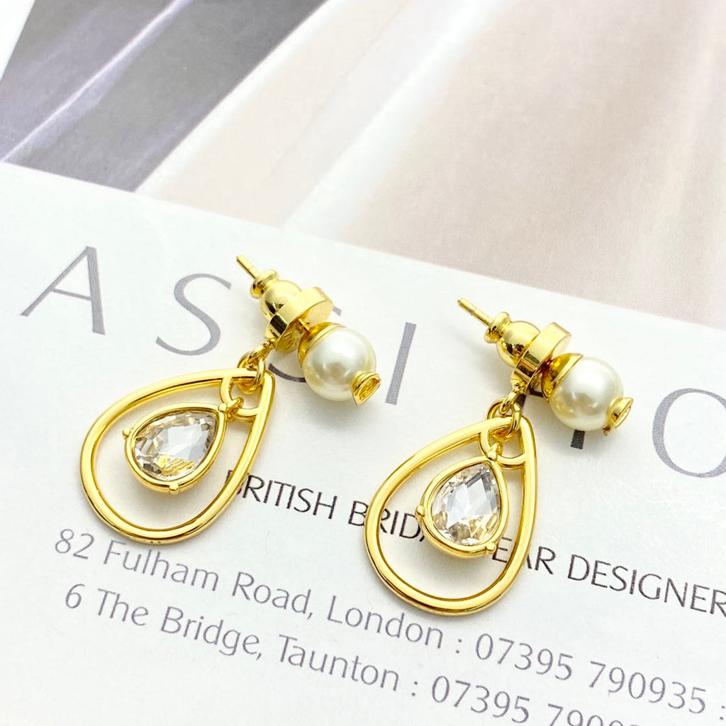CD 26S PEARL STUD TEARDROP CRYSTAL DROP EARRINGS IN GOLD METAL 631774