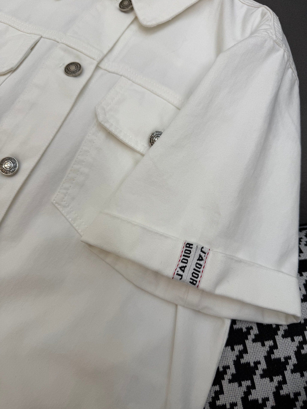 DIOR WHITE SHORT-SLEEVE DENIM JACKET