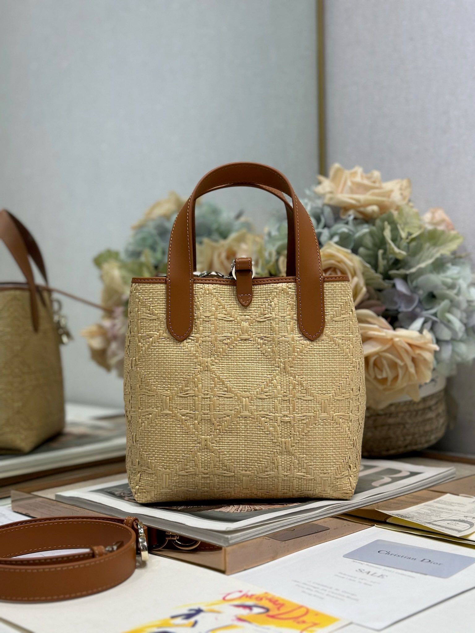 DIOR 26S TOUJOURS BAG 18 IN BROWN AND BEIGE RAFFIA