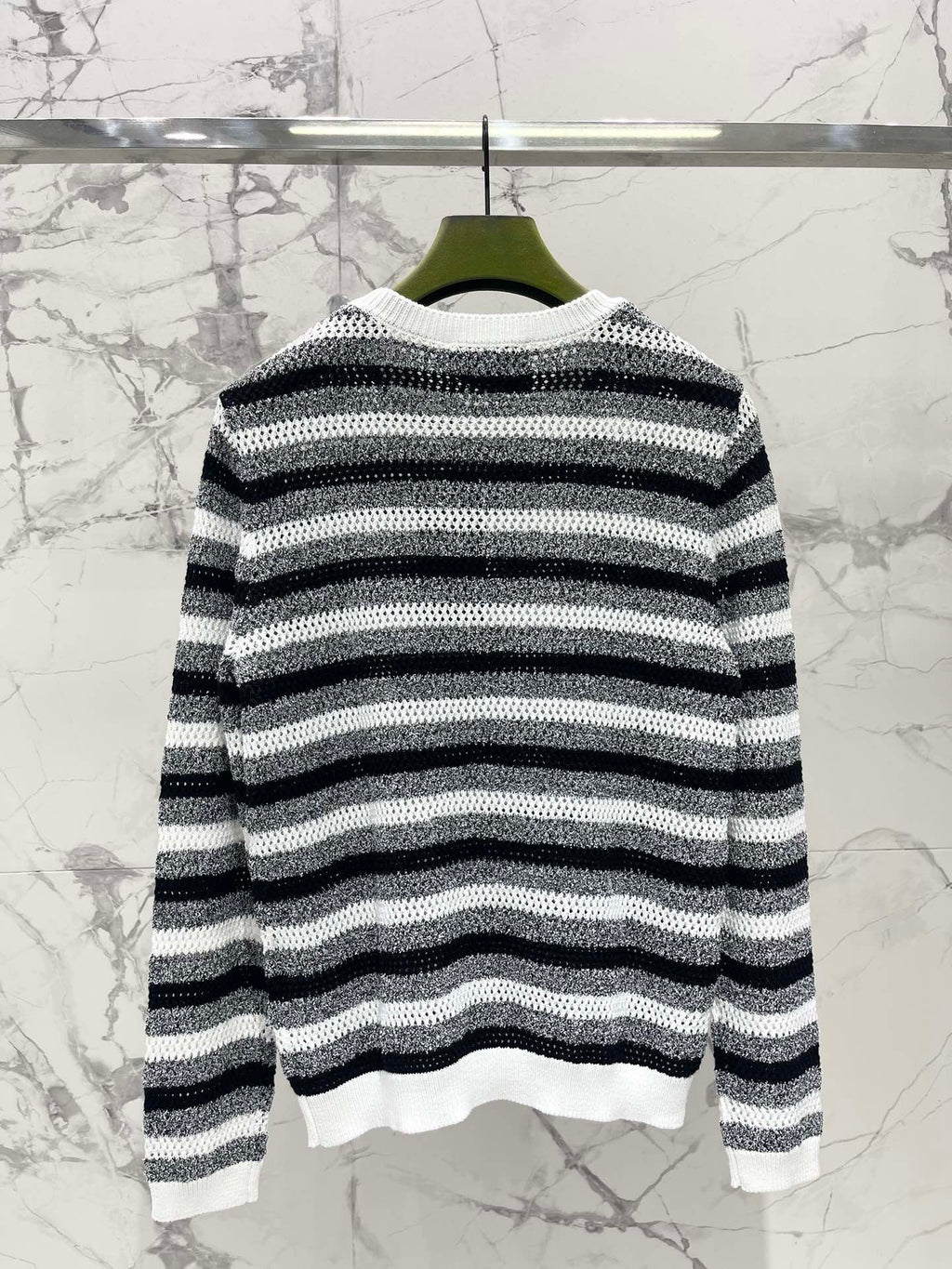 GUCCI 26S SWEATER 197