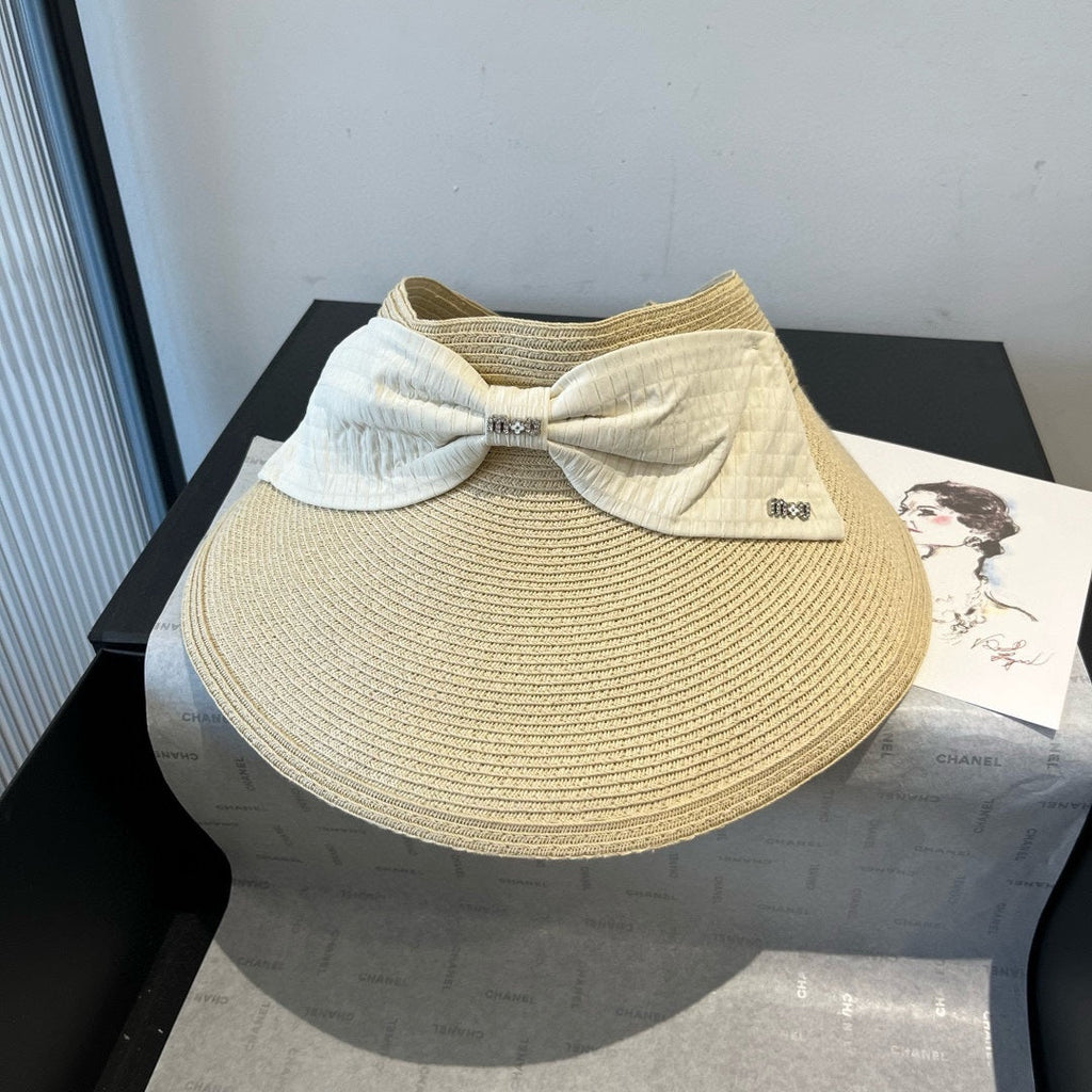 MIUMIU OPEN-TOP STRAW HAT IN LIGHT BEIGE WITH LARGE BOW