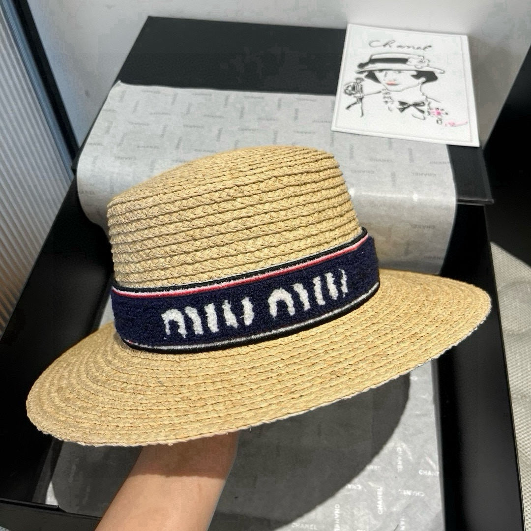 MIUMIU STRAW HAT IN BEIGE RAFFIA