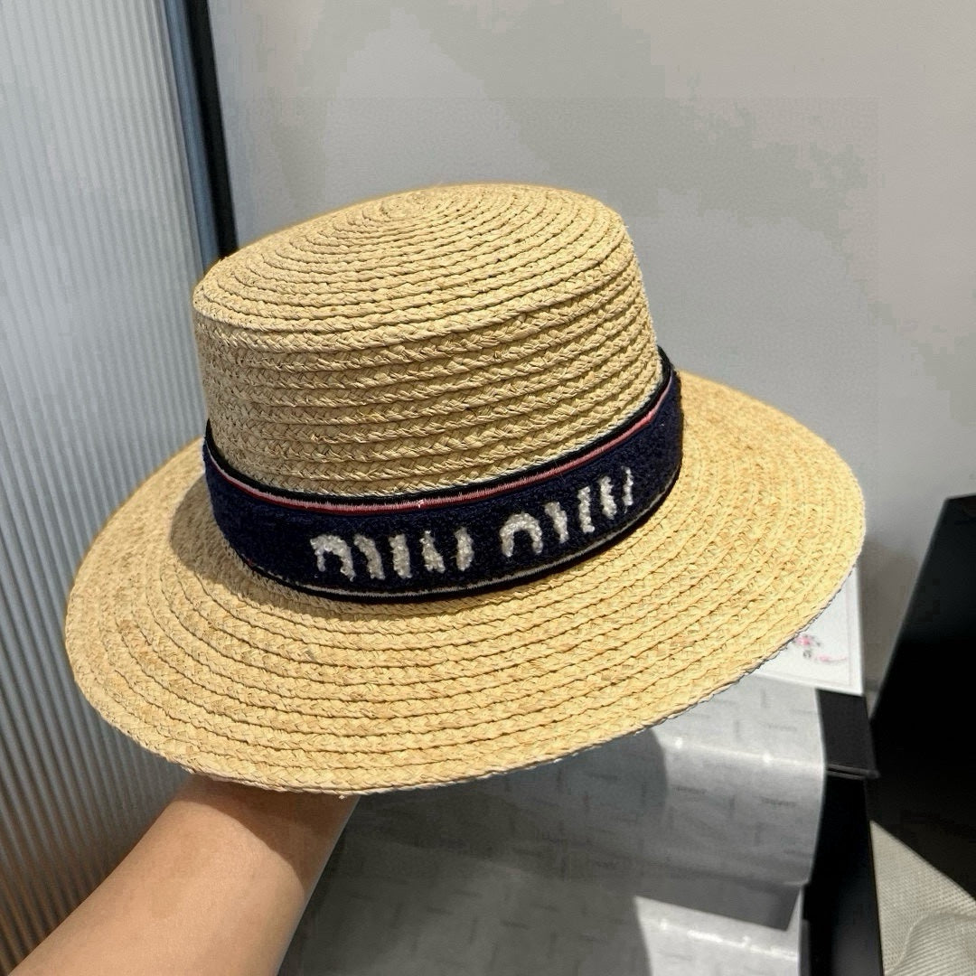 MIUMIU STRAW HAT IN BEIGE RAFFIA