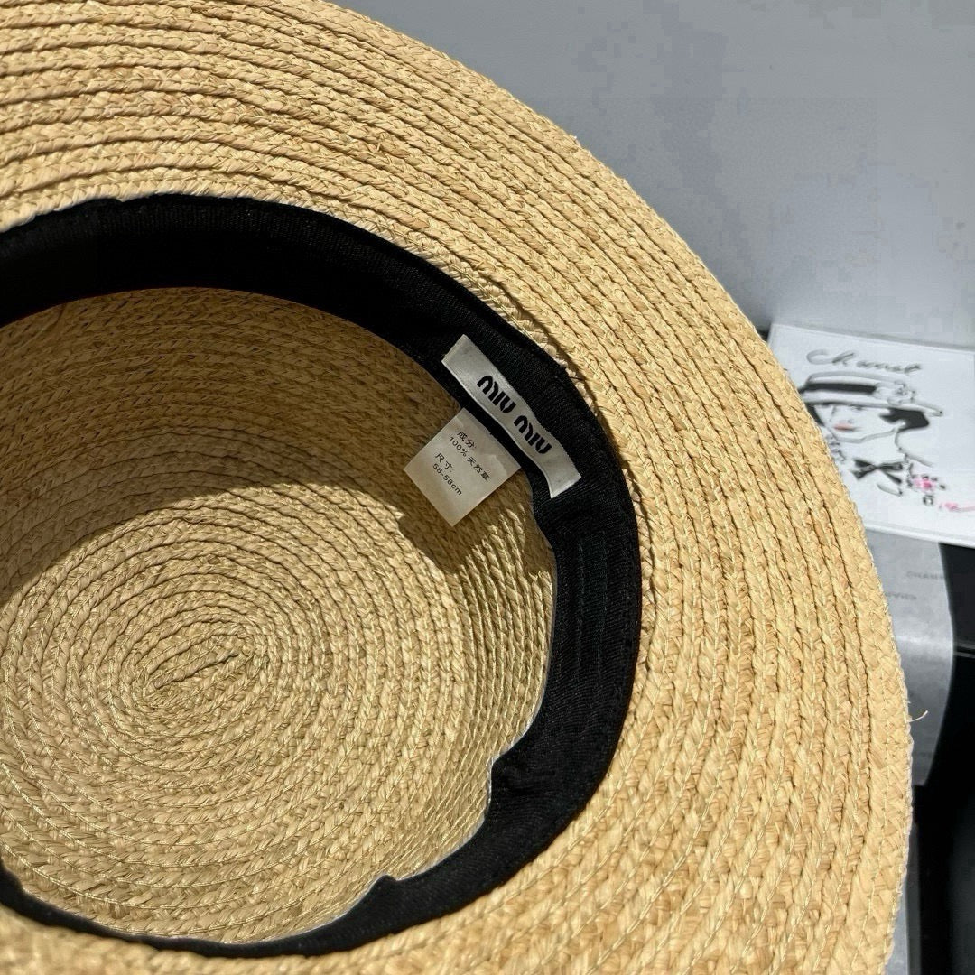 MIUMIU STRAW HAT IN BEIGE RAFFIA