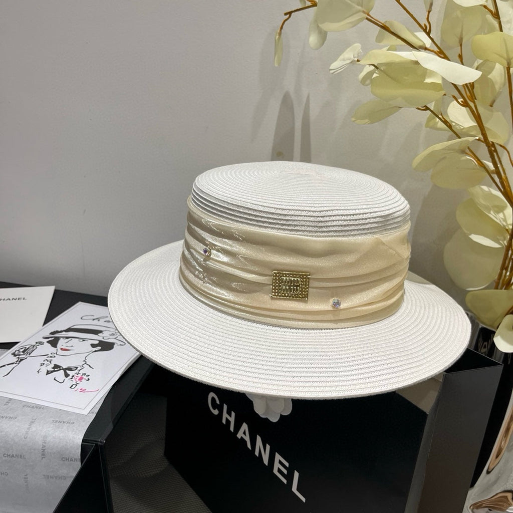 MIUMIU STRAW HAT IN WHITE WITH RHINESTONE EMBELLISHED