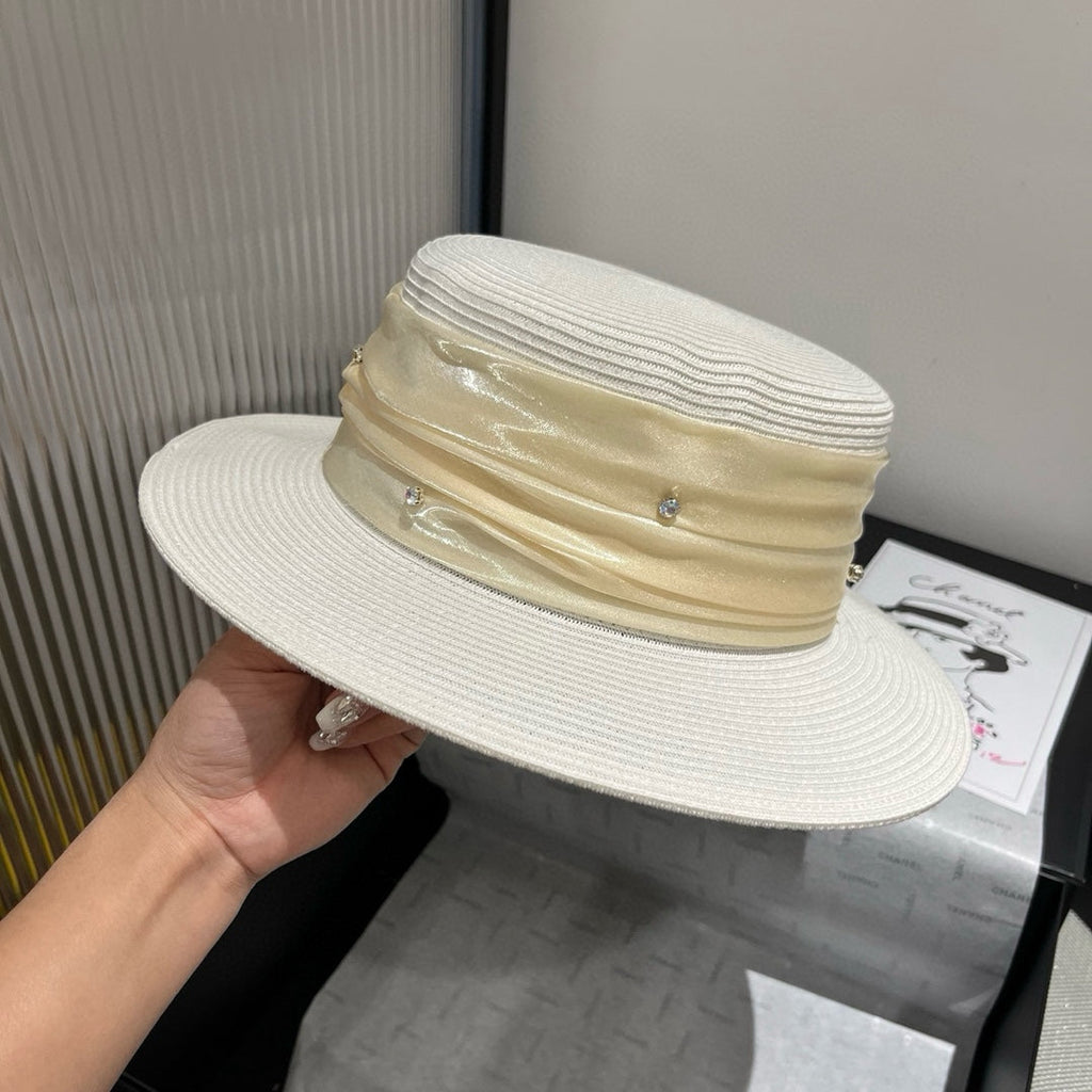 MIUMIU STRAW HAT IN WHITE WITH RHINESTONE EMBELLISHED