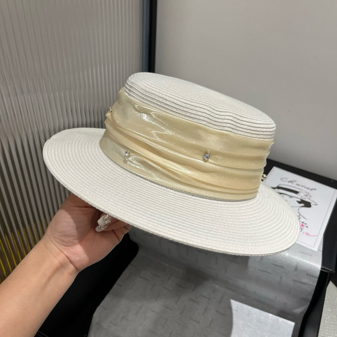 MIUMIU STRAW HAT IN WHITE WITH RHINESTONE EMBELLISHED
