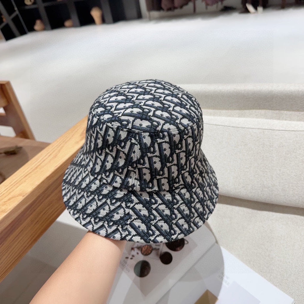 DIOR 26S BUCKET HAT STYLE 70