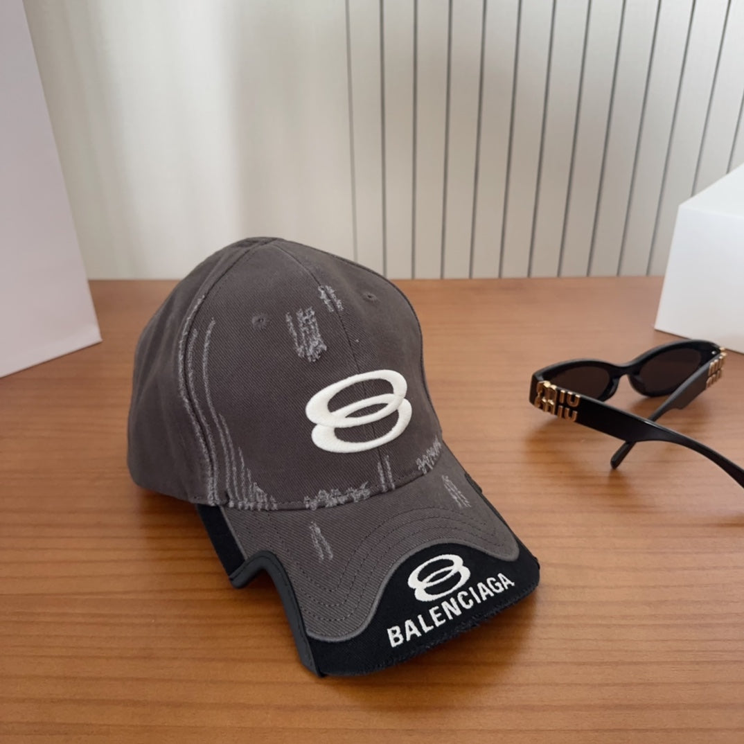 BALENCIAGA 26S BASEBALL CAP STYLE 79