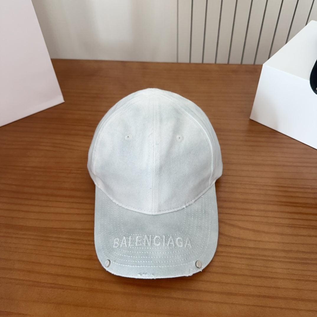 BALENCIAGA 26S BASEBALL CAP STYLE 27
