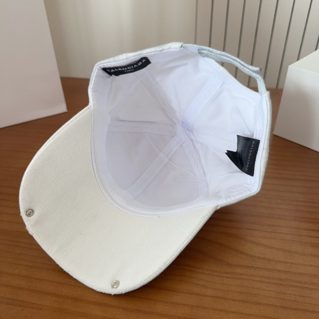 BALENCIAGA 26S BASEBALL CAP STYLE 27
