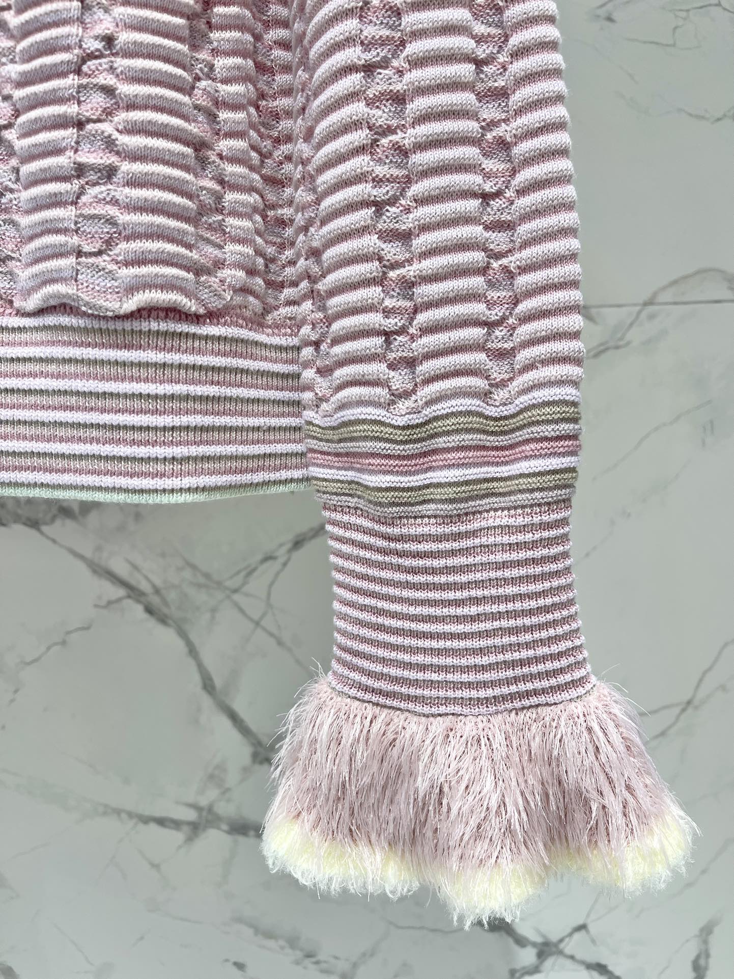 CHANEL 26S CARDIGAN 913