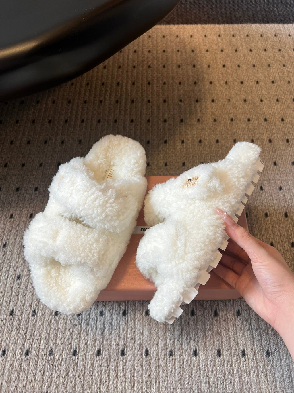 MIUMIU 26S SHEEPSKIN SLIPPERS IN WHITE